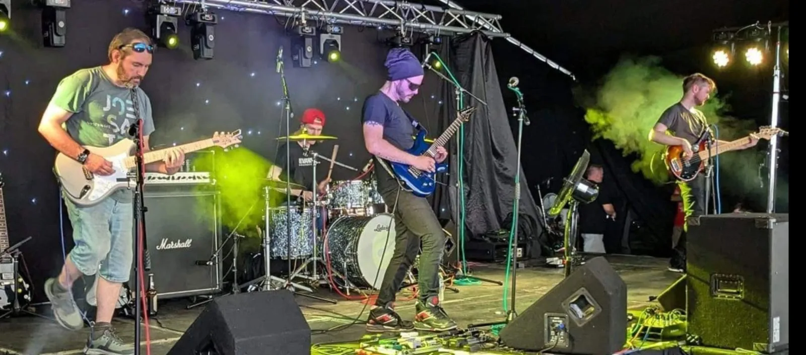 Tony Deaf live
